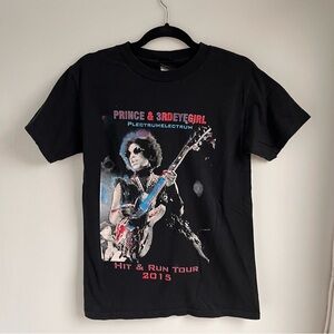 Prince and 3rdeyegirl Hit & Run Tour 2015 Concert T-shirt Size Small Rare‎
